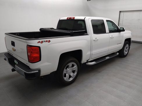Used 2018 Chevrolet Silverado 1500 LT w/ LT Eassist Package AWD/4WD image 10