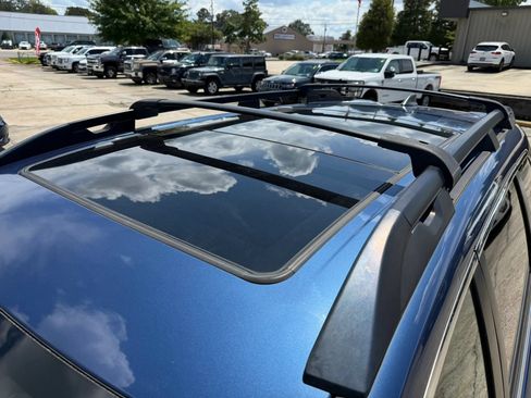 Used 2020 Subaru Ascent Touring AWD/4WD image 9