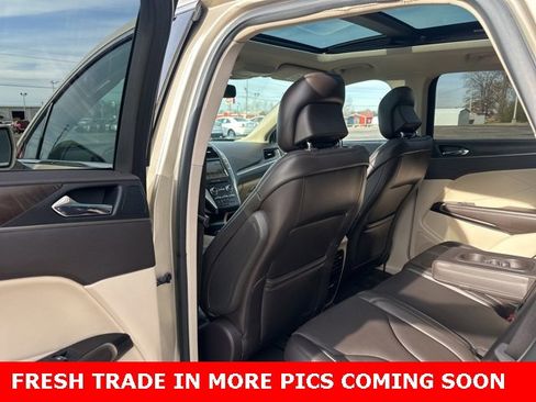 Used 2017 Lincoln MKC Reserve image 18
