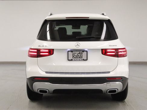 Certified 2025 Mercedes-Benz GLB 250 4MATIC image 6