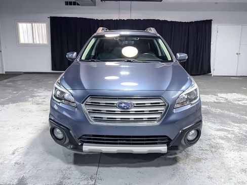 Used 2017 Subaru Outback 2.5i Limited image 3