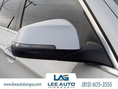 Used 2015 BMW 528i xDrive Sedan image 11