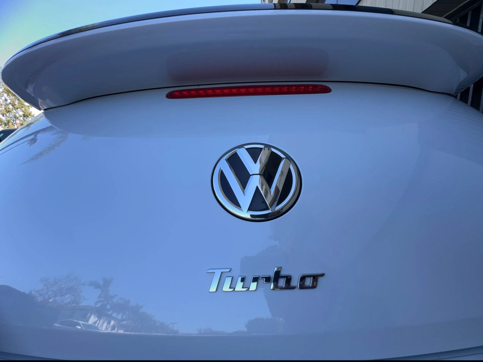 Used 2018 Volkswagen Beetle 2.0T SE w/ SE Premium Package FWD image 43