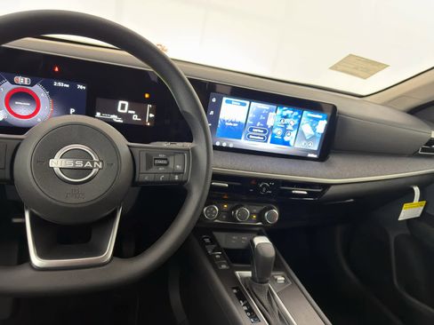 New 2026 Nissan Kicks S FWD image 18