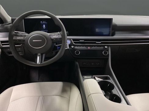 New 2025 Hyundai Sonata SEL image 5