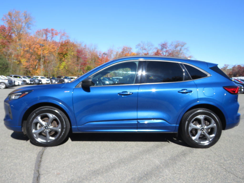 Used 2023 Ford Escape ST-Line AWD/4WD image 8