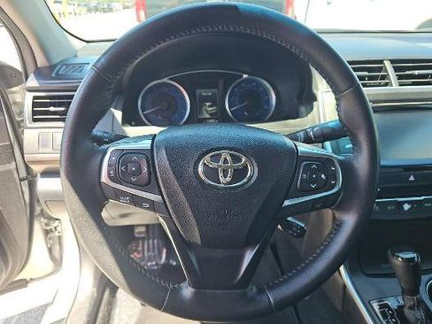 Used 2015 Toyota Camry XLE FWD image 9