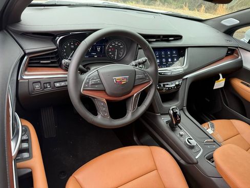 New 2026 Cadillac XT5 Premium Luxury w/ Driver Assist Package image 3