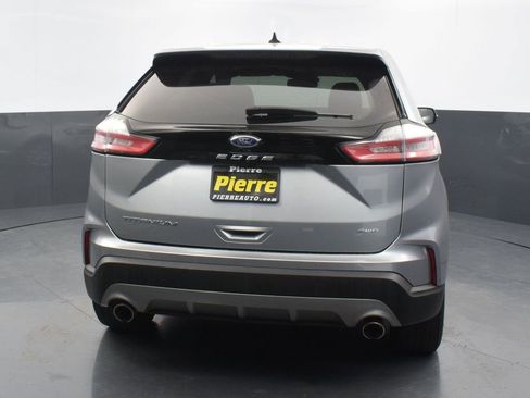 Used 2024 Ford Edge Titanium image 7