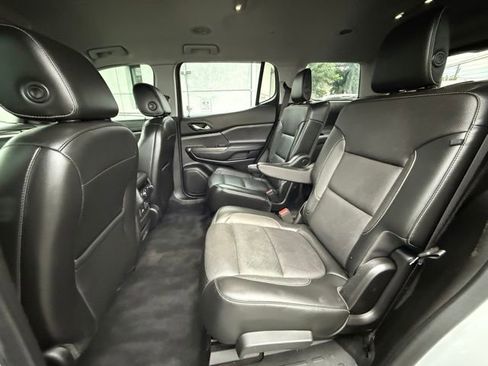 Used 2019 GMC Acadia SLT image 26