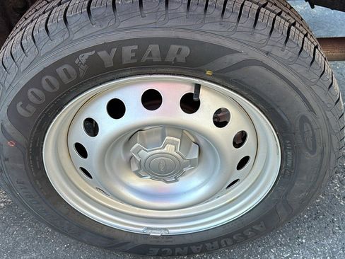 Used 2022 Ford Maverick XL w/ Equipment Group 100A Standard image 23