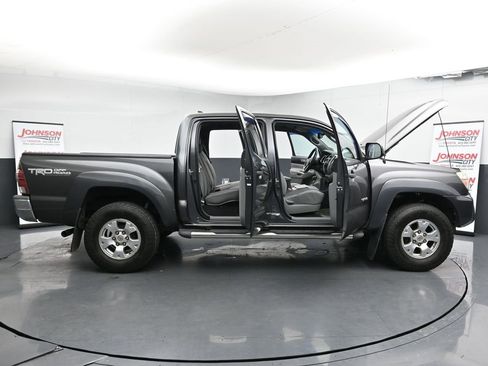 Used 2012 Toyota Tacoma 4x4 Double Cab image 27