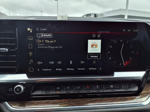 Certified 2022 GMC Sierra 1500 Elevation w/ LPO, Elevation Black Package image 11