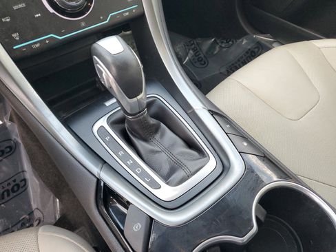 Used 2015 Ford Fusion Energi Titanium w/ Driver Assist Package image 27