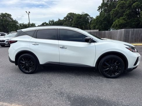 Used 2024 Nissan Murano SV w/ SV Midnight Edition Package FWD image 6