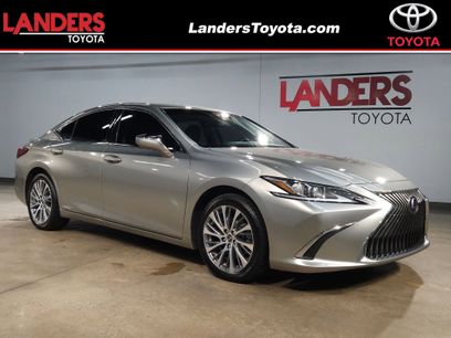 Used 2021 Lexus ES 300h w/ Premium Package