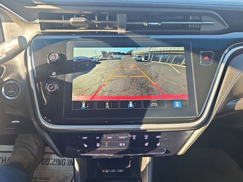 Used 2023 Chevrolet Bolt LT w/ Infotainment Package image 14