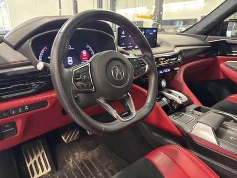 Used 2023 Acura MDX A-Spec image 10