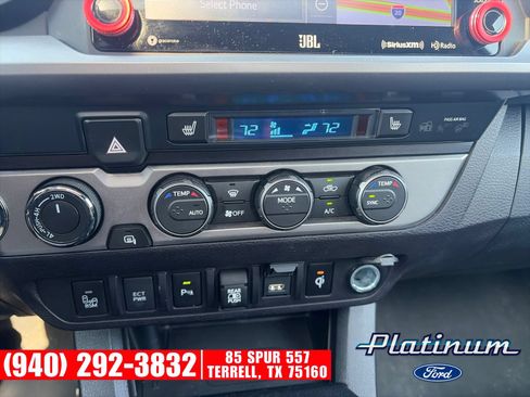 Used 2021 Toyota Tacoma Limited AWD/4WD image 20