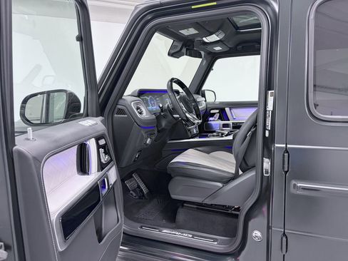 Used 2023 Mercedes-Benz G 63 AMG 4MATIC image 13