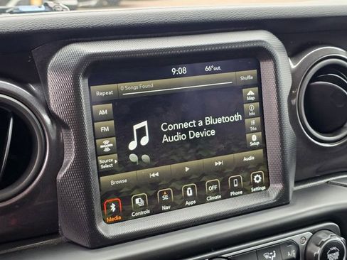 Used 2021 Jeep Gladiator Sport AWD/4WD image 26