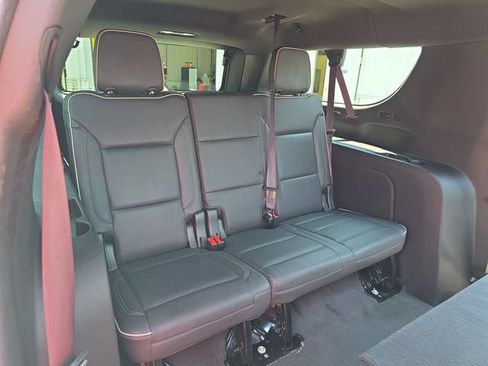Used 2021 GMC Yukon XL SLT RWD image 13