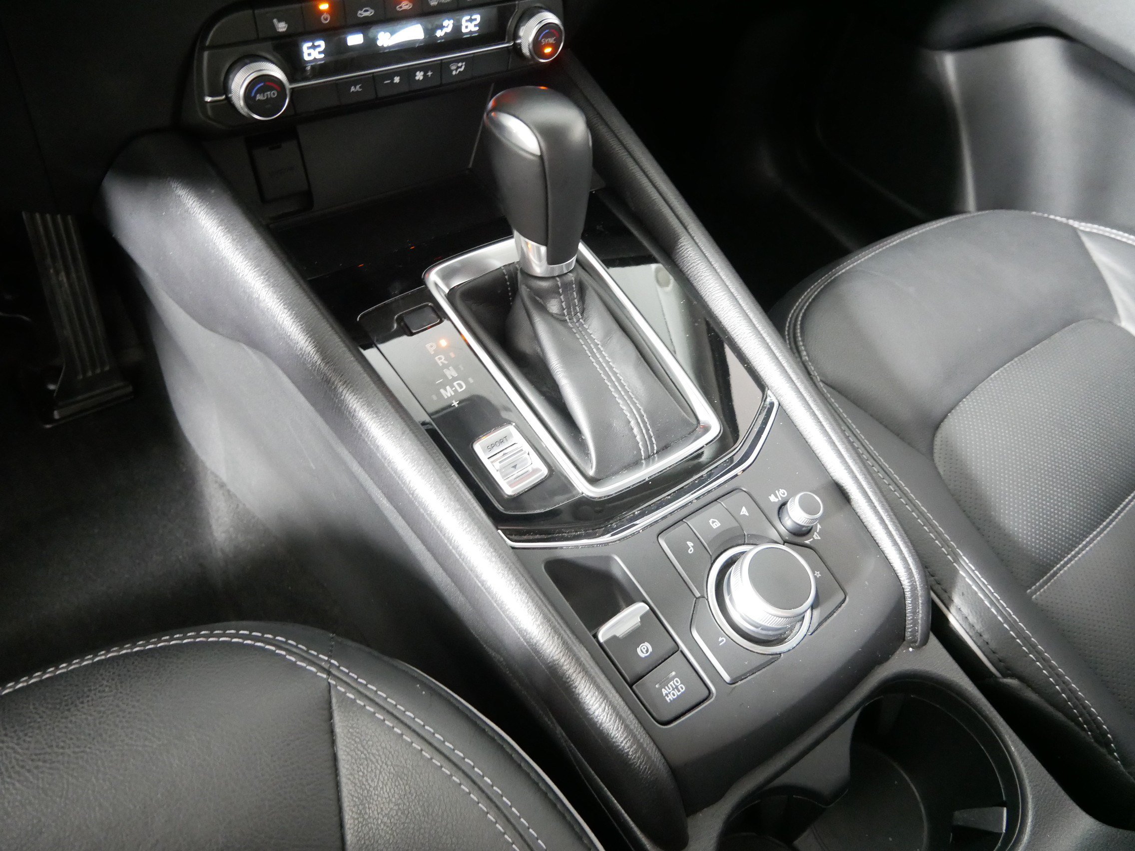 Used 2025 MAZDA CX-5 AWD 2.5 S w/ Preferred Package image 24