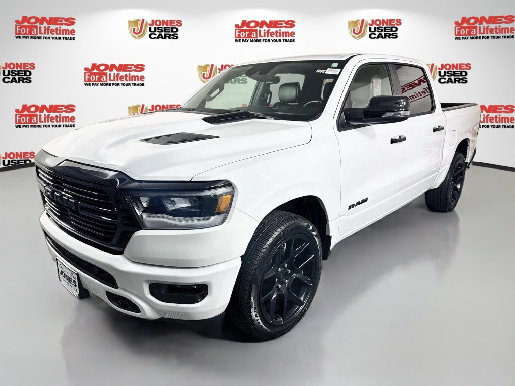 Used 2024 RAM 1500 Laramie AWD/4WD image 13