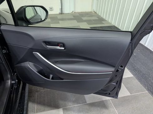 Used 2025 Toyota Corolla SE FWD image 26