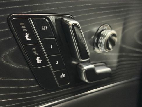 Used 2024 Cadillac Lyriq Luxury w/ LPO, Floor Liner Package AWD/4WD image 28