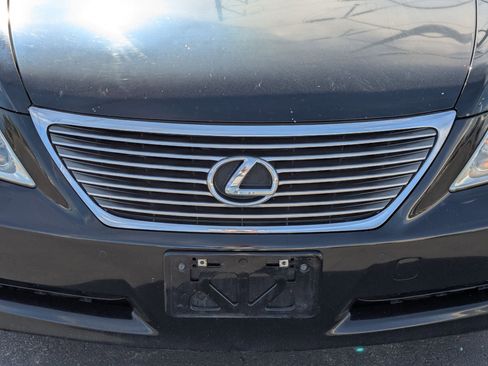 Used 2007 Lexus LS 460 RWD image 9