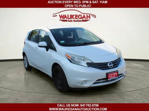 Used 2014 Nissan Versa Note SV w/ Convenience Package FWD image 3