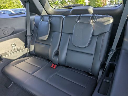 Used 2025 Ford Explorer ST RWD image 19