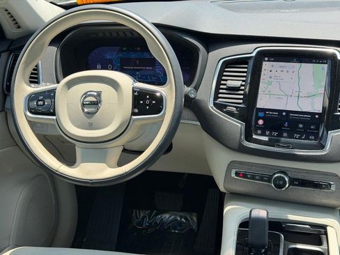 Certified 2025 Volvo XC90 T8 Plus w/ Protection Package Premier AWD/4WD image 14