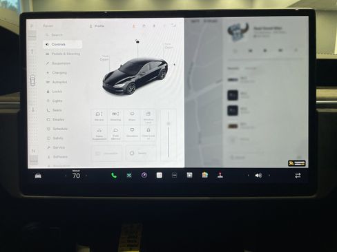 Used 2022 Tesla Model S image 22