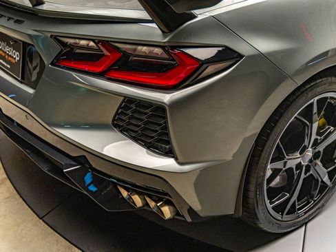 Used 2022 Chevrolet Corvette Stingray Premium Conv image 24
