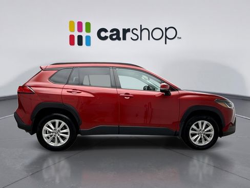 Used 2022 Toyota Corolla Cross LE image 6