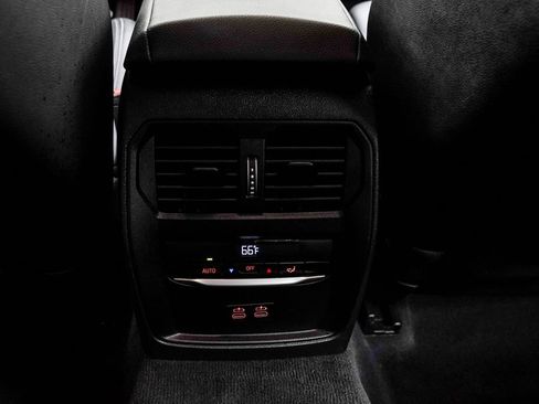 Used 2025 BMW 330i xDrive Sedan image 24