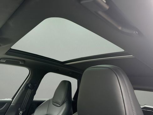 Used 2023 Porsche Cayenne Base image 20