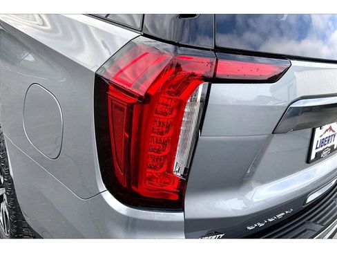 Used 2023 GMC Yukon AT4 w/ LPO, Floor Liner Package image 20