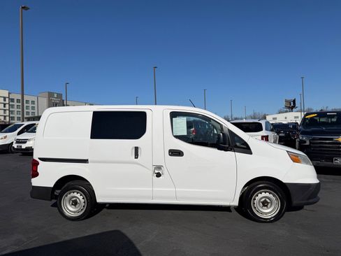 Used 2017 Chevrolet City Express LS image 2
