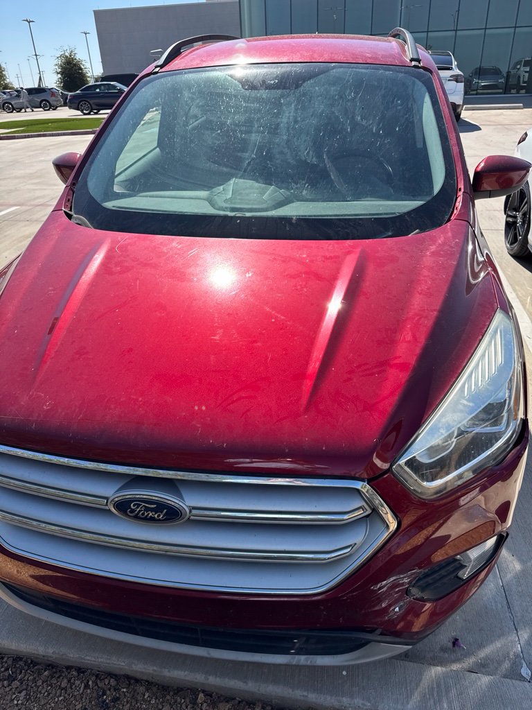 Used 2018 Ford Escape SEL FWD image 2