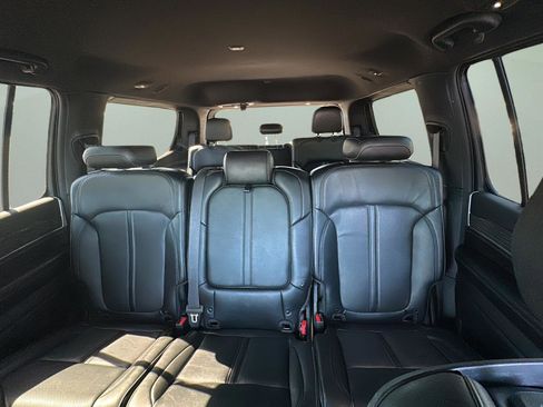 Used 2022 Jeep Wagoneer Series II AWD/4WD image 19