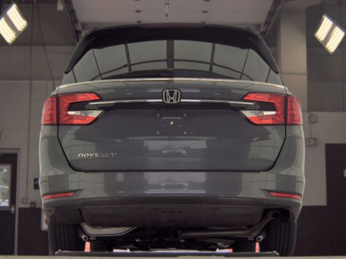 Used 2024 Honda Odyssey EX-L image 11