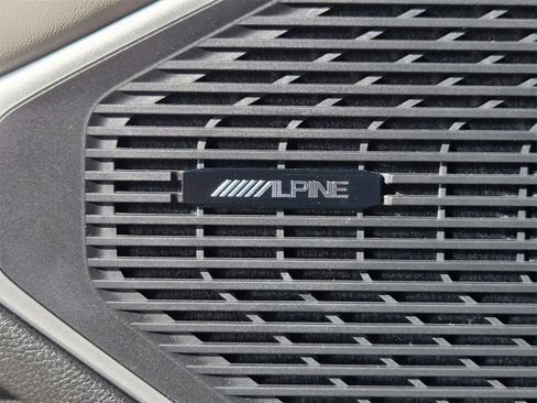 New 2025 Jeep Wagoneer L Series II image 24