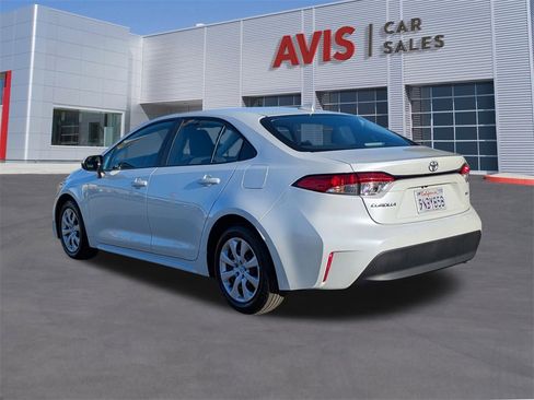 Used 2024 Toyota Corolla LE image 9