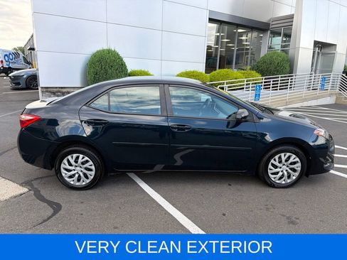 Used 2017 Toyota Corolla LE w/ Carpet Mat Package (TMS) FWD image 2