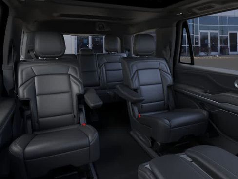 New 2025 Lincoln Navigator Reserve w/ Jet Appearance Package image 11