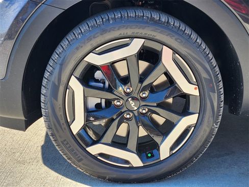 New 2025 Kia Telluride S image 7