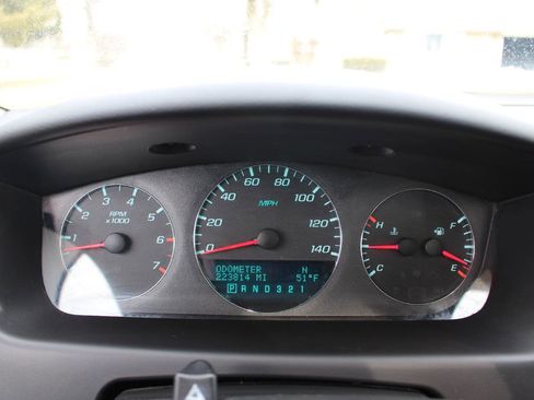 Used 2011 Chevrolet Impala LT w/ Luxury Edition Package image 23